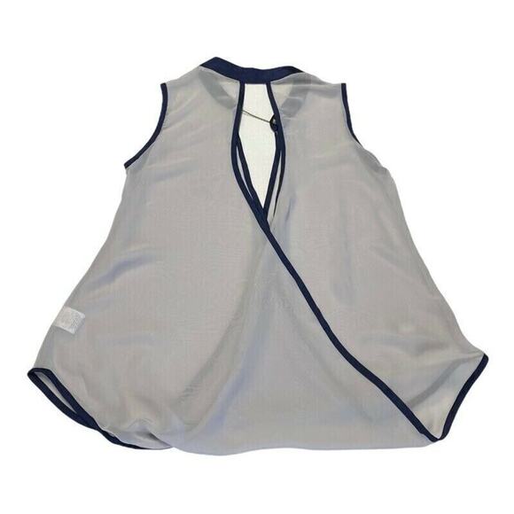 Finn & Clover Women's Gray Blue Sleeveless Keyhole Top - S - Picture 2 of 7